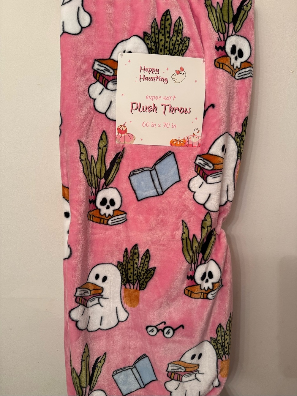 Happy Haunting Pink Ghost Reading Books Plush Throw Blanket